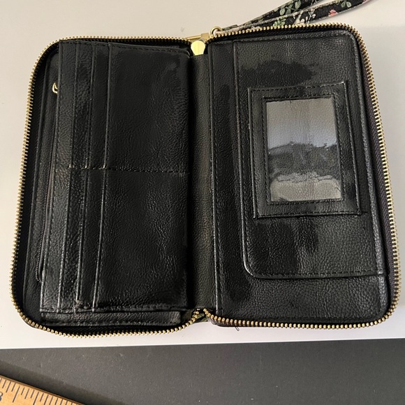 Betsey Johnson Watercolor Black Floral Large Clutch Zip-Around Wallet - Picture 9 of 9